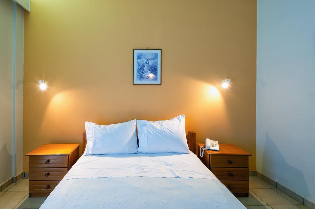 קלמאטה Hotel Fotini חדר תמונה