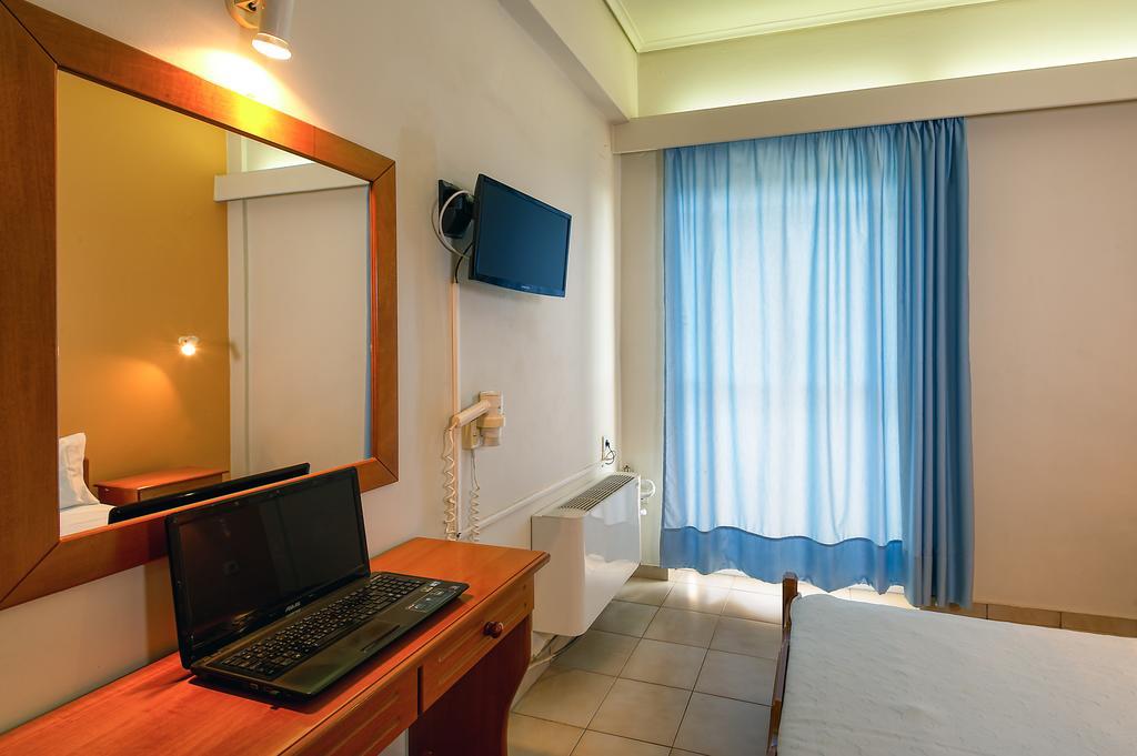 קלמאטה Hotel Fotini חדר תמונה