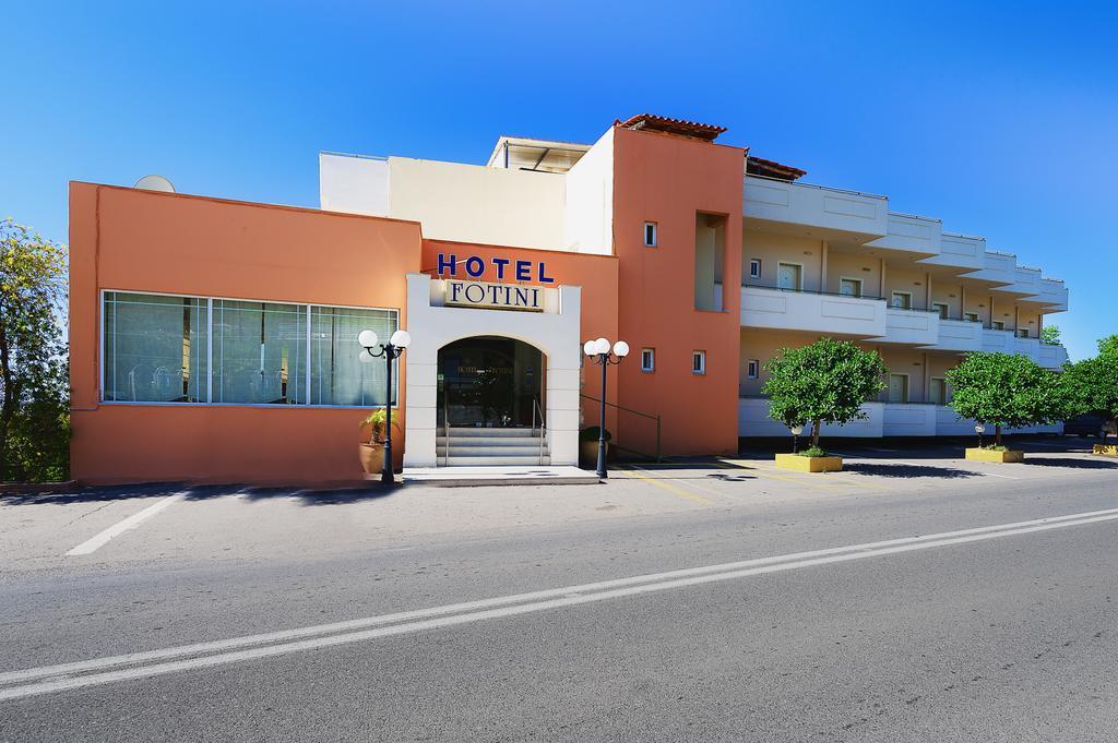 קלמאטה Hotel Fotini מראה חיצוני תמונה
