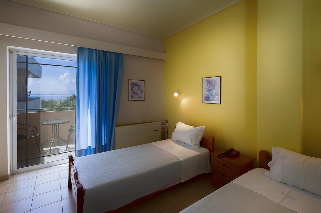 קלמאטה Hotel Fotini חדר תמונה