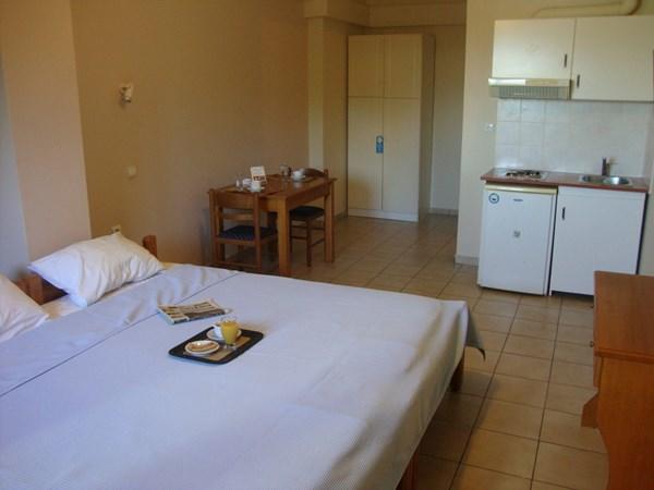 קלמאטה Hotel Fotini מראה חיצוני תמונה